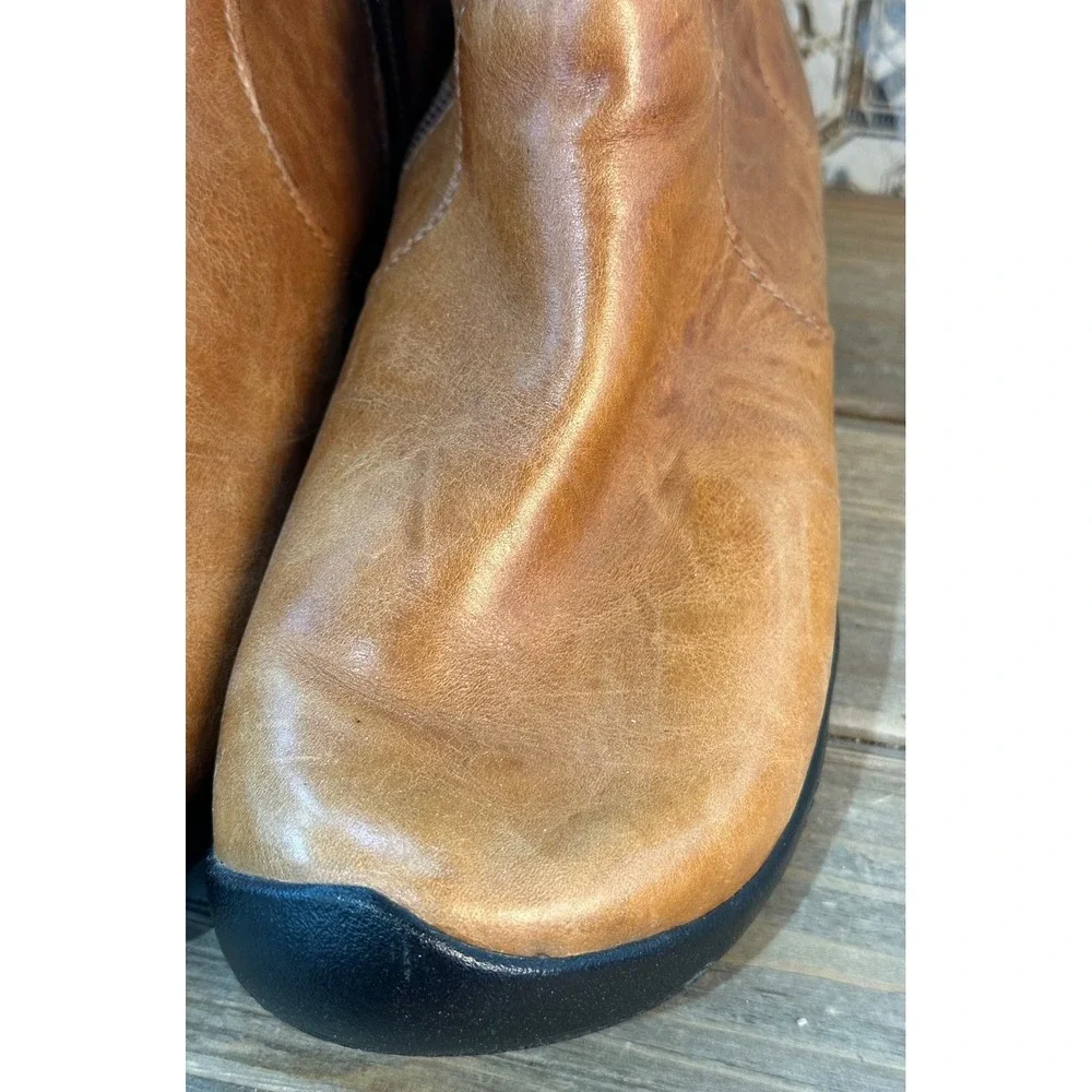 Keen Tall Leather Faux Fur Lined Boots Womens 9.5 Brown